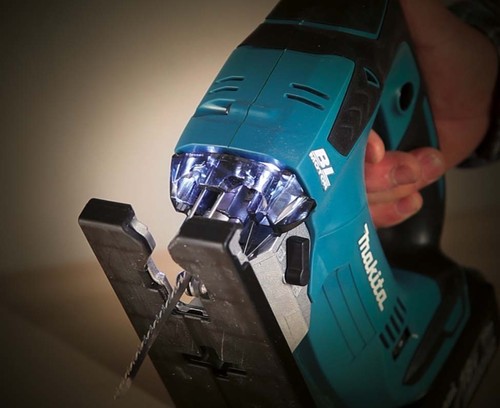 Makita Akku-Pendelhubstichsäge 18,0V (o.Akku/Lader) DJV181Z