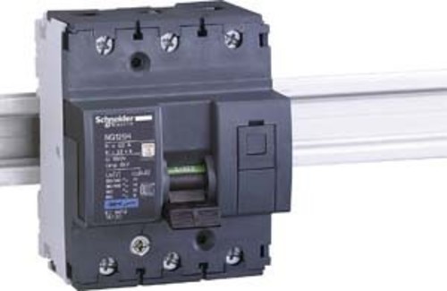 Schneider Electric Leistungsschalter 3p 63A C NGH125H 18730